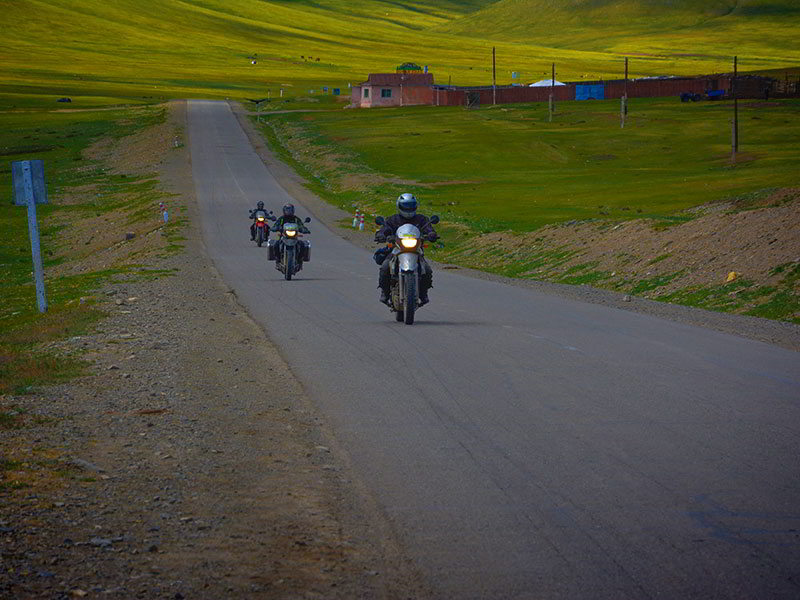 Steppenfuchs Reisen - Motorradtour - Mit dem Motorrad nach Karakorum