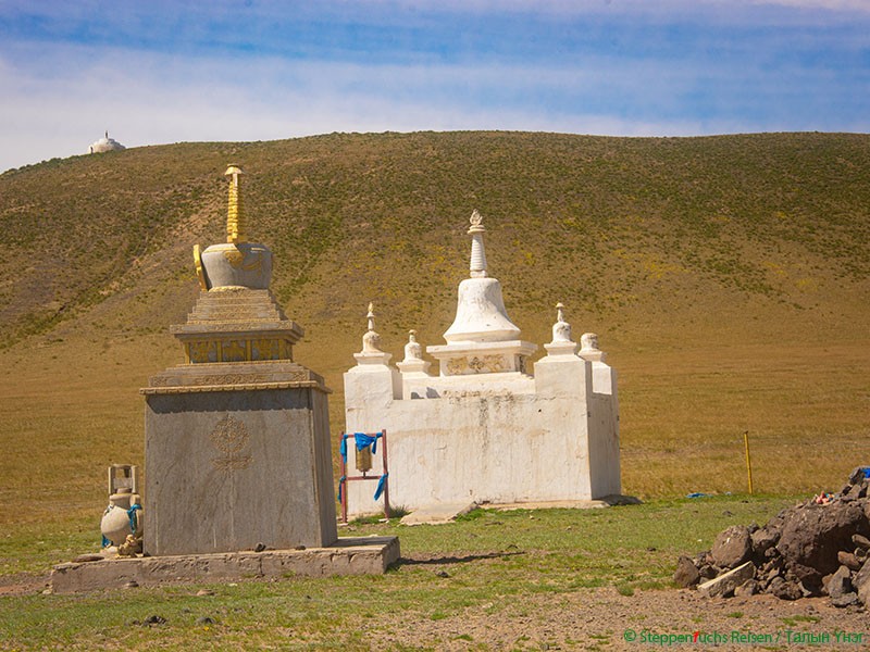 Steppenfuchs Reisen - Am Altan Ovoo