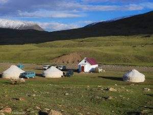 Steppenfuchs Reisen - Tavan Bogd Ranger Station